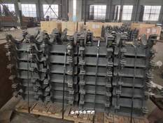 煙風(fēng)管道風(fēng)門(mén)支架
